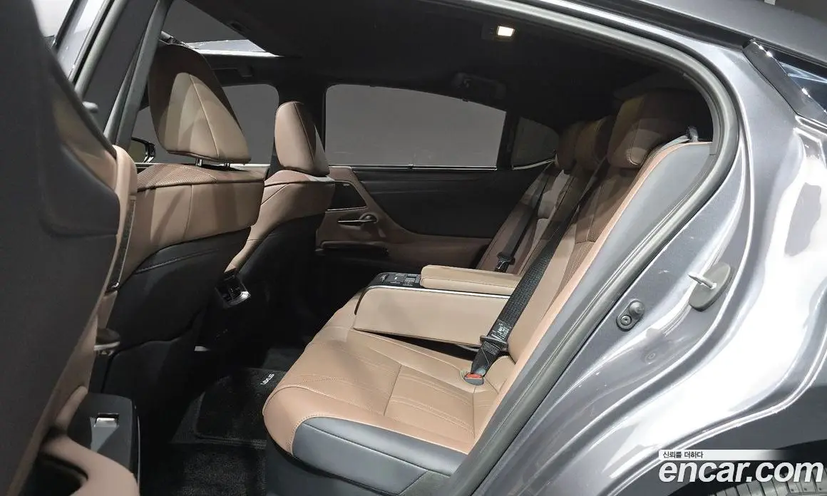 Lexus ES 2025 2.5 автомат (гидро), фото 18 Lexus ES 2025 2.5 автомат (гидро), фото 18