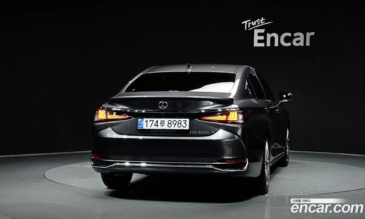 Lexus ES 2025 2.5 автомат (гидро), фото 4 Lexus ES 2025 2.5 автомат (гидро), фото 4