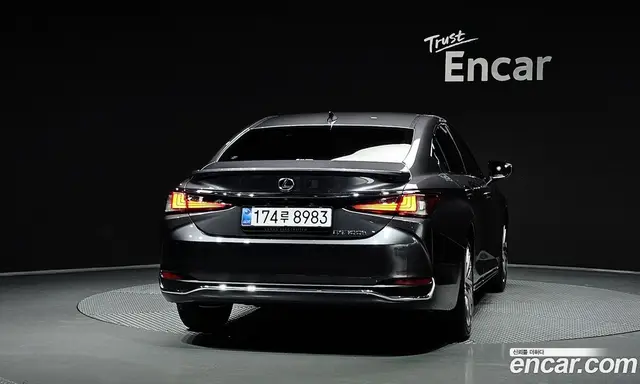 Lexus ES 2025 2.5 автомат (гидро), миниатюра 4 Lexus ES 2025 2.5 автомат (гидро), миниатюра 4