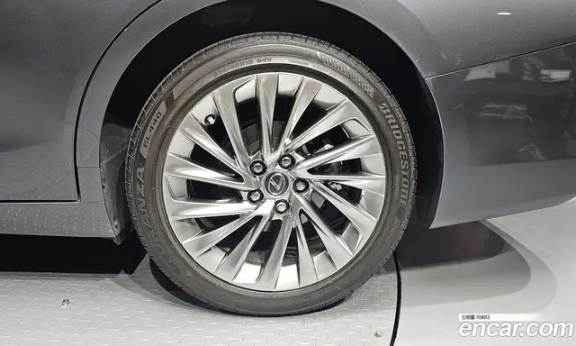 Lexus ES 2025 2.5 автомат (гидро), миниатюра 7 Lexus ES 2025 2.5 автомат (гидро), миниатюра 7