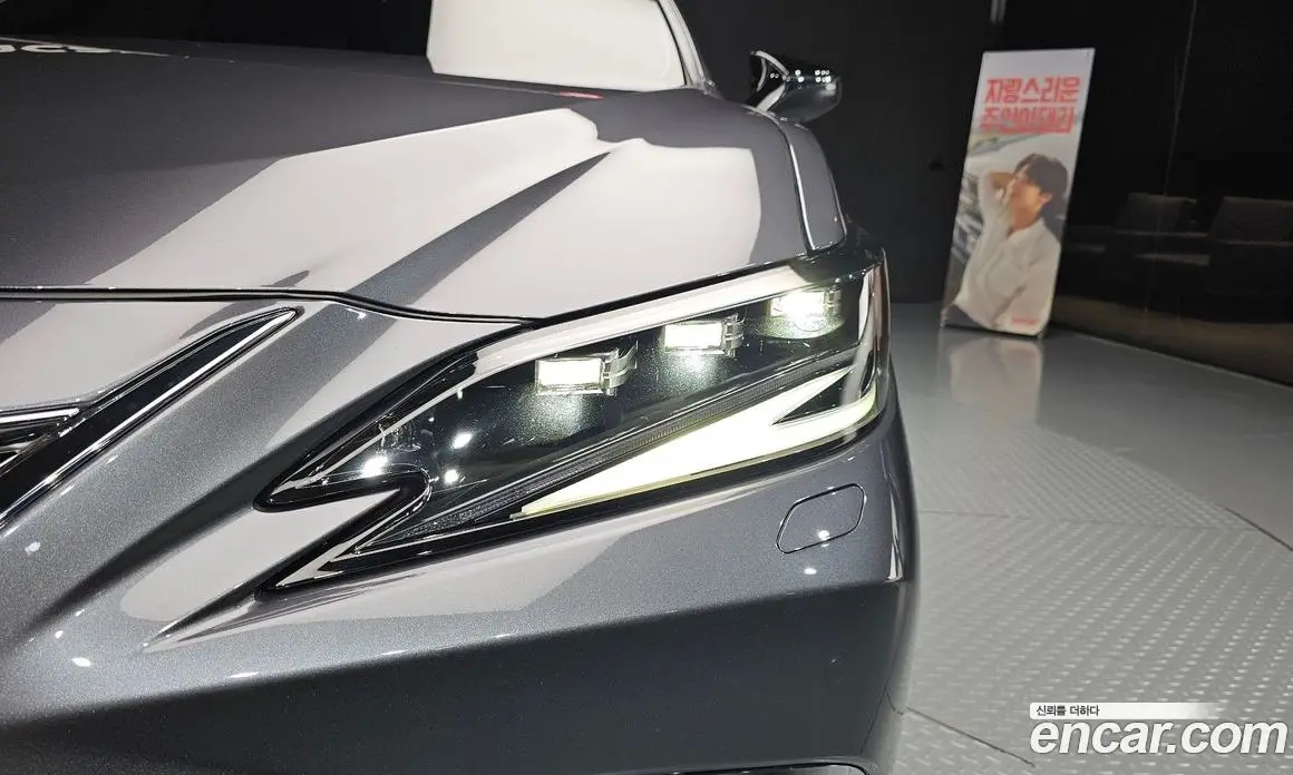 Lexus ES 2025 2.5 автомат (гидро), фото 8 Lexus ES 2025 2.5 автомат (гидро), фото 8