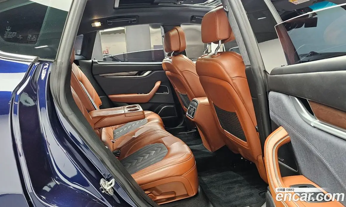 Maserati Levante 2018 3.0 автомат (гидро), фото 16