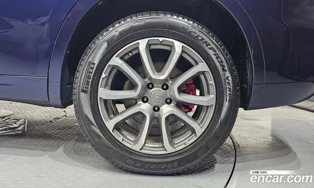 Maserati Levante 2018 3.0 автомат (гидро), миниатюра 6