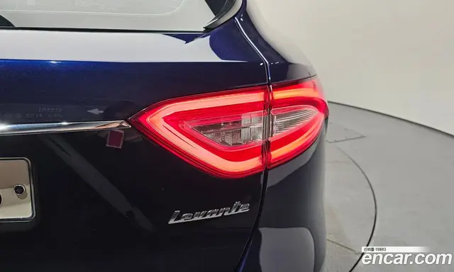 Maserati Levante 2018 3.0 автомат (гидро), миниатюра 8