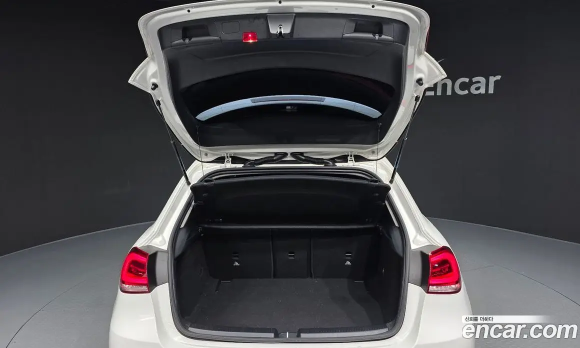 Mercedes-Benz A-Class 2019 2.0 автомат (гидро), фото 26 Mercedes-Benz A-Class 2019 2.0 автомат (гидро), фото 26