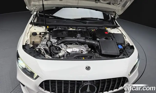 Mercedes-Benz A-Class 2019 2.0 автомат (гидро), миниатюра 6 Mercedes-Benz A-Class 2019 2.0 автомат (гидро), миниатюра 6