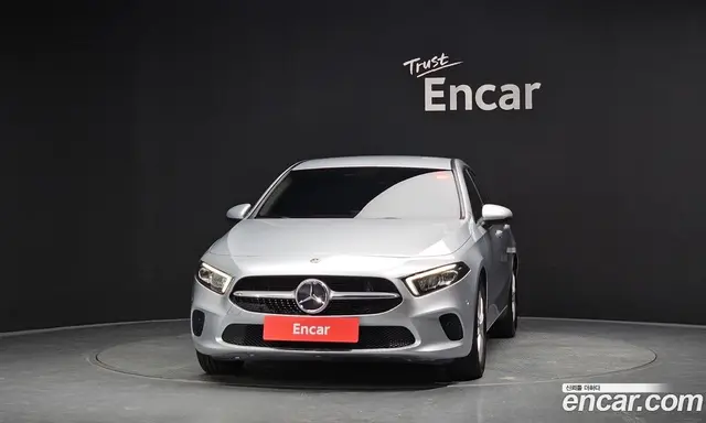 Mercedes-Benz A-Class 2019 2.0 автомат (гидро), миниатюра 3 Mercedes-Benz A-Class 2019 2.0 автомат (гидро), миниатюра 3