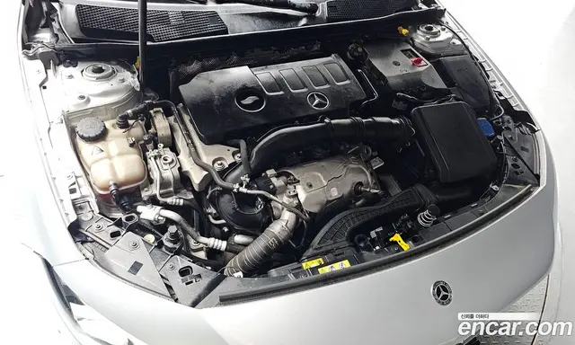Mercedes-Benz A-Class 2019 2.0 автомат (гидро), миниатюра 6 Mercedes-Benz A-Class 2019 2.0 автомат (гидро), миниатюра 6