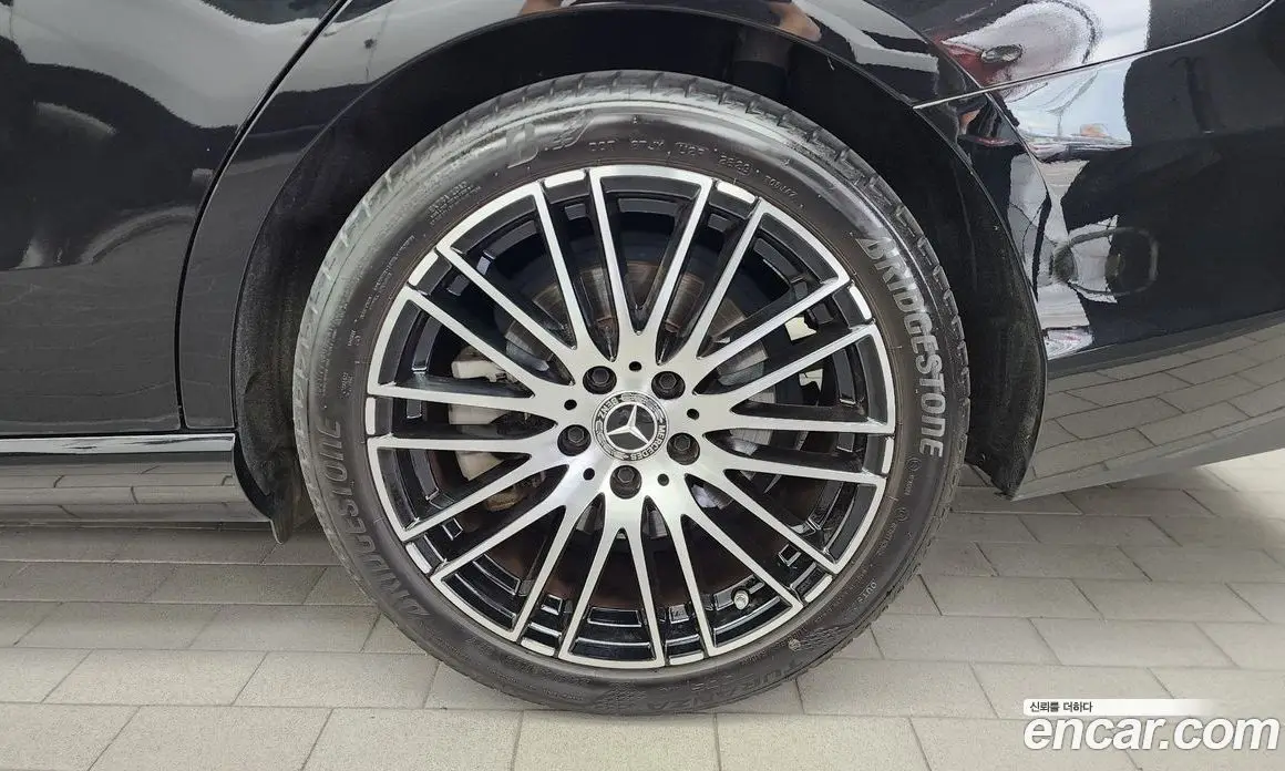 Mercedes-Benz C-Class 2023 2.0 автомат (гидро), фото 6 Mercedes-Benz C-Class 2023 2.0 автомат (гидро), фото 6