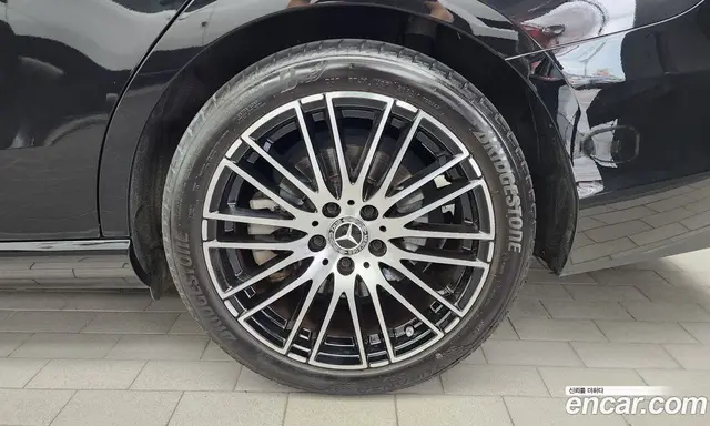 Mercedes-Benz C-Class 2023 2.0 автомат (гидро), миниатюра 6 Mercedes-Benz C-Class 2023 2.0 автомат (гидро), миниатюра 6