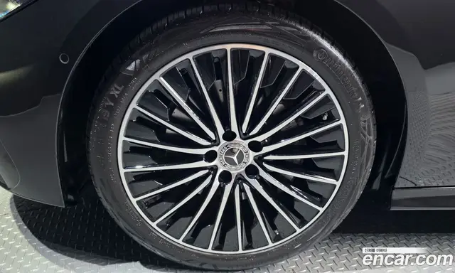 Mercedes-Benz CLE-Class 2025 2.0 автомат (гидро), миниатюра 5