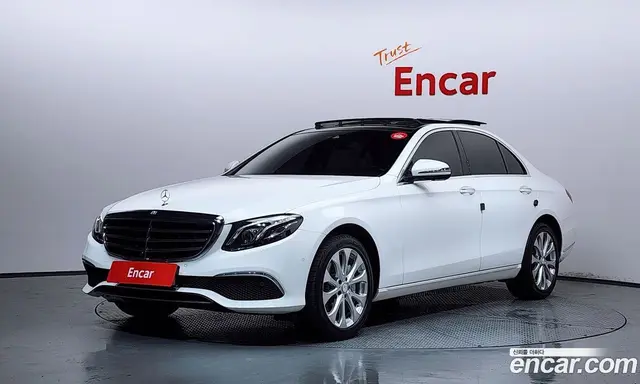 Mercedes-Benz E-Class, 2016, 109 380 км