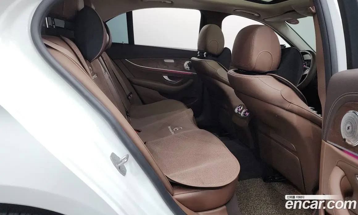Mercedes-Benz E-Class 2016 2.0 автомат (гидро), фото 11 Mercedes-Benz E-Class 2016 2.0 автомат (гидро), фото 11