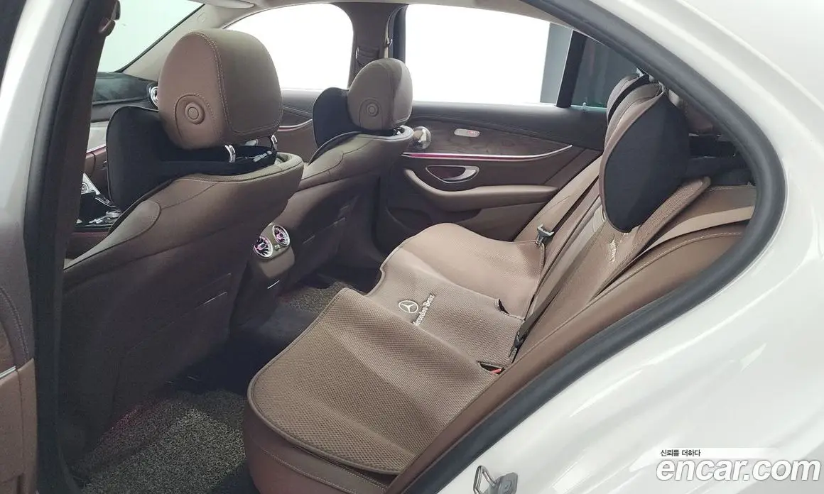 Mercedes-Benz E-Class 2016 2.0 автомат (гидро), фото 20 Mercedes-Benz E-Class 2016 2.0 автомат (гидро), фото 20