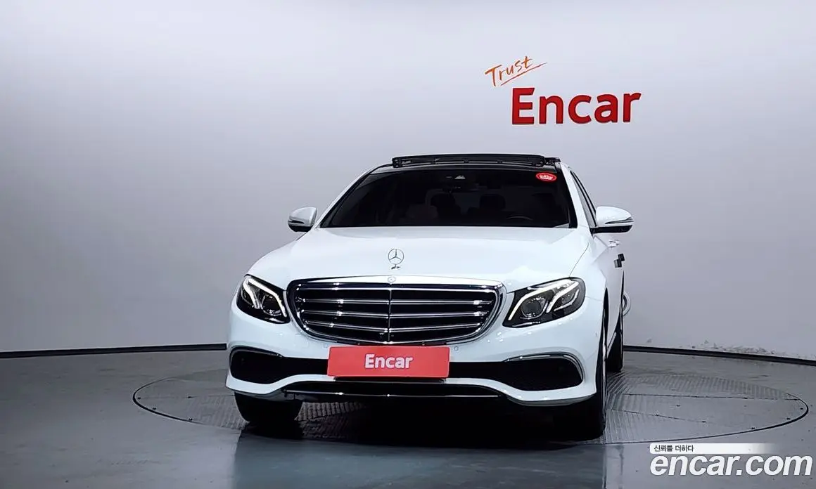 Mercedes-Benz E-Class 2016 2.0 автомат (гидро), фото 3 Mercedes-Benz E-Class 2016 2.0 автомат (гидро), фото 3