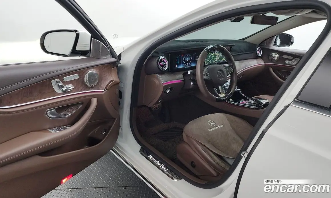 Mercedes-Benz E-Class 2016 2.0 автомат (гидро), фото 10 Mercedes-Benz E-Class 2016 2.0 автомат (гидро), фото 10
