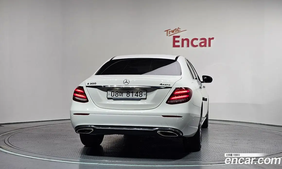 Mercedes-Benz E-Class 2019 2.0 автомат (гидро), фото 4