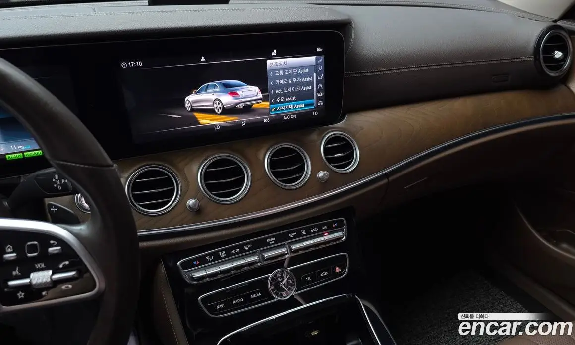 Mercedes-Benz E-Class 2019 2.0 автомат (гидро), фото 20 Mercedes-Benz E-Class 2019 2.0 автомат (гидро), фото 20