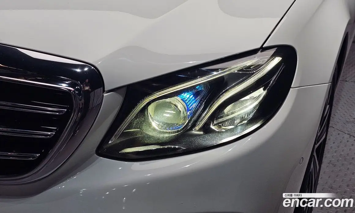 Mercedes-Benz E-Class 2019 2.0 автомат (гидро), фото 8 Mercedes-Benz E-Class 2019 2.0 автомат (гидро), фото 8