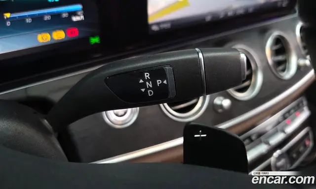 Mercedes-Benz E-Class 2020 2.0 автомат (гидро), миниатюра 12