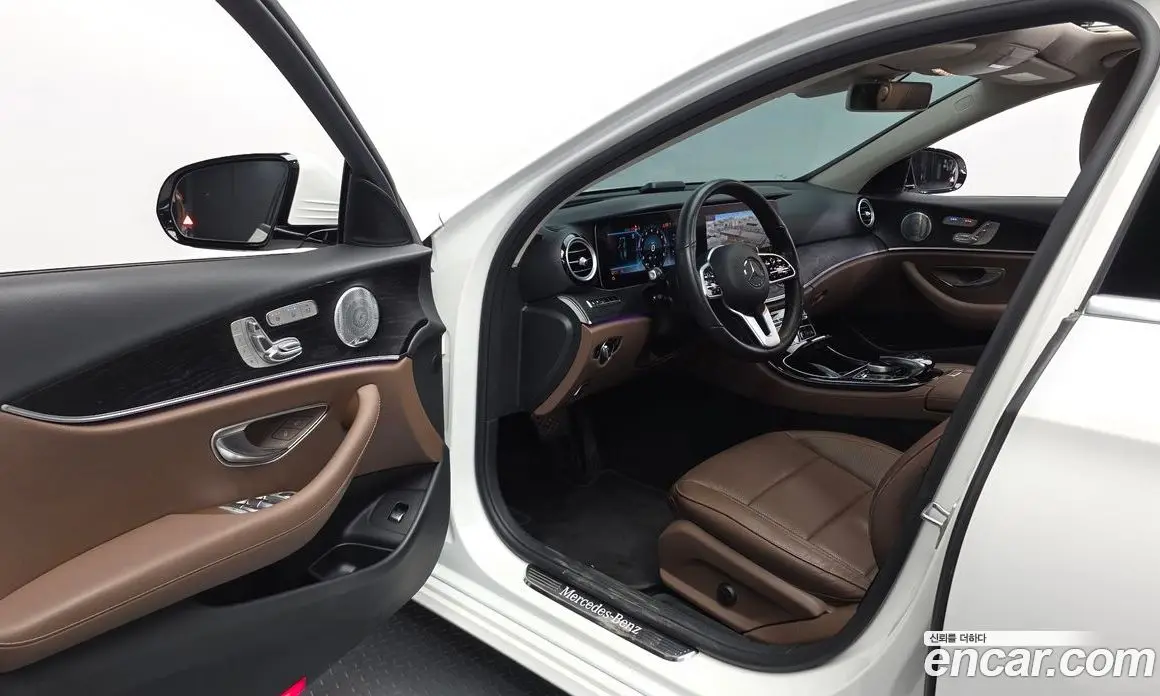 Mercedes-Benz E-Class 2020 2.0 автомат (гидро), фото 13 Mercedes-Benz E-Class 2020 2.0 автомат (гидро), фото 13