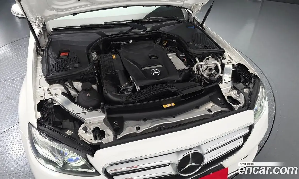 Mercedes-Benz E-Class 2020 2.0 автомат (гидро), фото 6 Mercedes-Benz E-Class 2020 2.0 автомат (гидро), фото 6