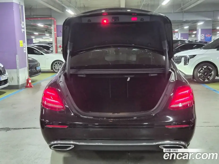 Mercedes-Benz E-Class 2020 1.9 автомат (гидро), фото 6 Mercedes-Benz E-Class 2020 1.9 автомат (гидро), фото 6