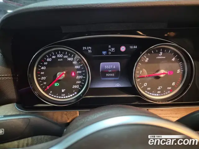 Mercedes-Benz E-Class 2020 1.9 автомат (гидро), миниатюра 8 Mercedes-Benz E-Class 2020 1.9 автомат (гидро), миниатюра 8