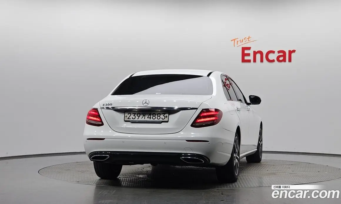 Mercedes-Benz E-Class 2020 2.0 автомат (гидро), фото 4 Mercedes-Benz E-Class 2020 2.0 автомат (гидро), фото 4