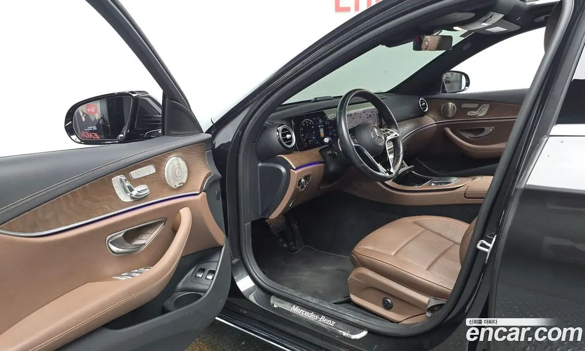 Mercedes-Benz E-Class 2021 2.0 автомат (гидро), фото 12 Mercedes-Benz E-Class 2021 2.0 автомат (гидро), фото 12
