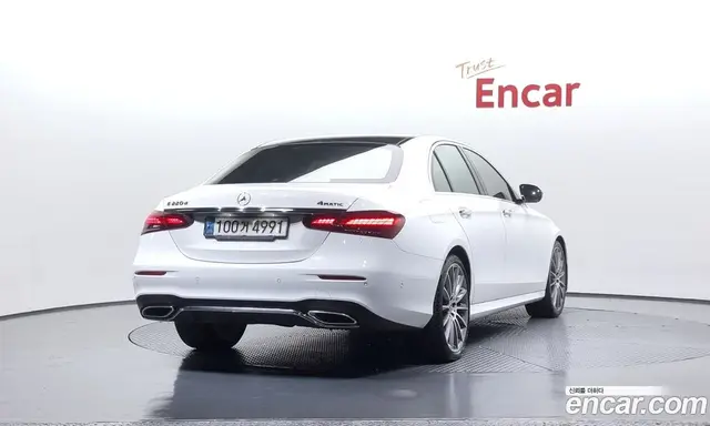 Mercedes-Benz E-Class 2021 1.9 автомат (гидро), миниатюра 2