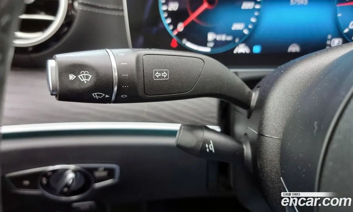 Mercedes-Benz E-Class 2021 1.9 автомат (гидро), фото 17