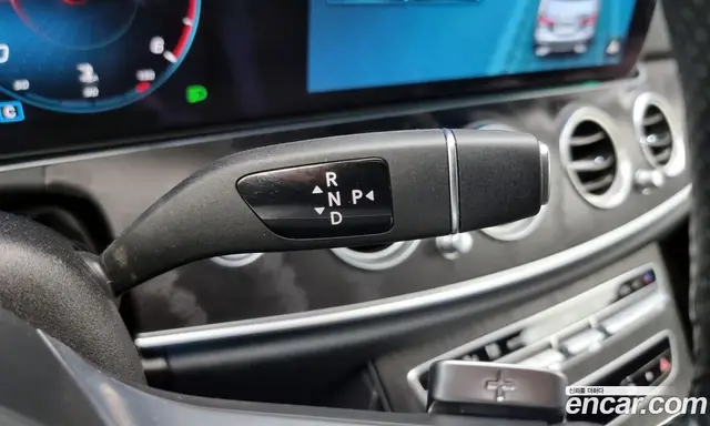 Mercedes-Benz E-Class 2021 1.9 автомат (гидро), миниатюра 9