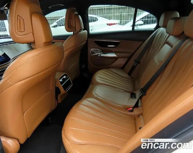Mercedes-Benz E-Class 2024 2.0 автомат (гидро), миниатюра 12