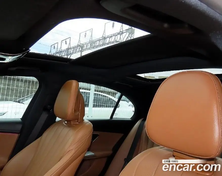Mercedes-Benz E-Class 2024 2.0 автомат (гидро), фото 20 Mercedes-Benz E-Class 2024 2.0 автомат (гидро), фото 20