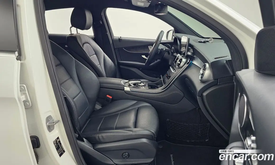 Mercedes-Benz GLC-Class 2019 2.0 автомат (гидро), фото 17 Mercedes-Benz GLC-Class 2019 2.0 автомат (гидро), фото 17