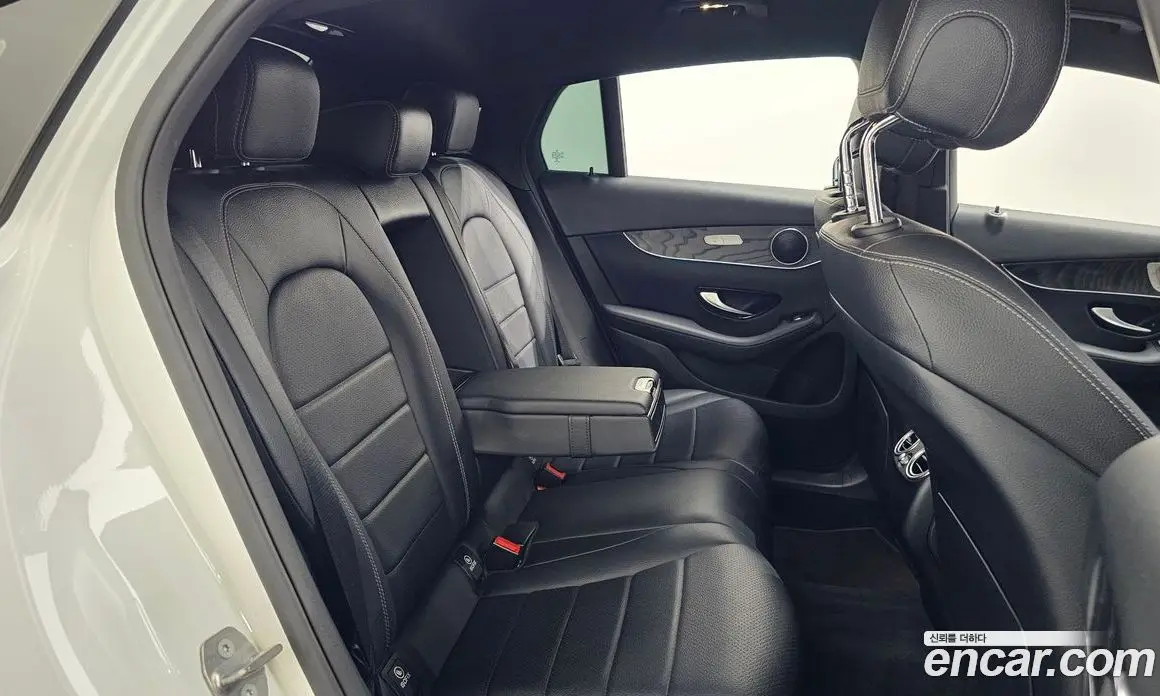 Mercedes-Benz GLC-Class 2019 2.0 автомат (гидро), фото 18 Mercedes-Benz GLC-Class 2019 2.0 автомат (гидро), фото 18