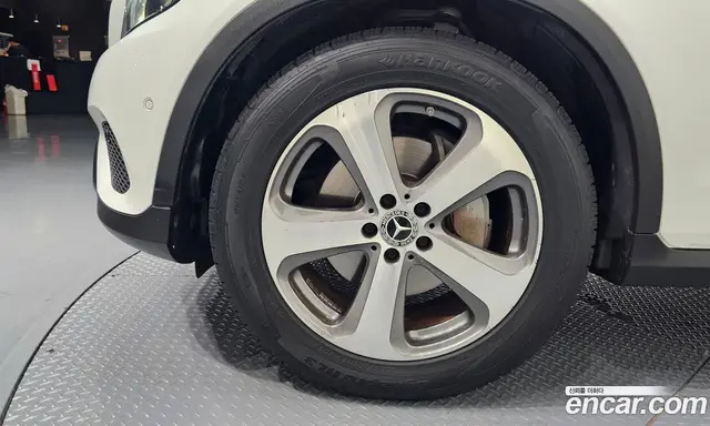 Mercedes-Benz GLC-Class 2019 2.0 автомат (гидро), миниатюра 5 Mercedes-Benz GLC-Class 2019 2.0 автомат (гидро), миниатюра 5