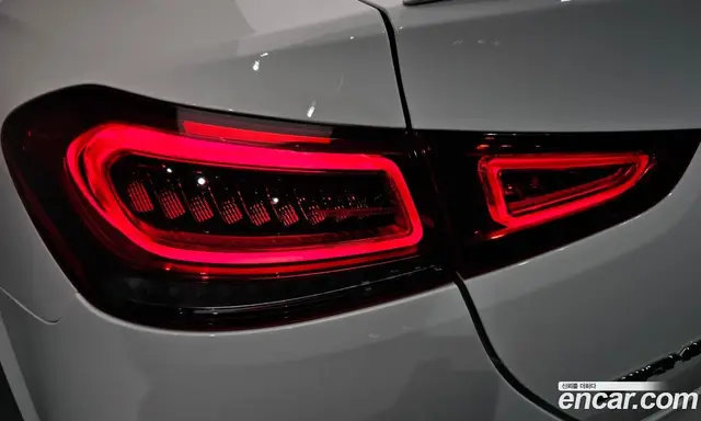 Mercedes-Benz GLE-Class 2023 3.0 автомат (гидро), миниатюра 8 Mercedes-Benz GLE-Class 2023 3.0 автомат (гидро), миниатюра 8
