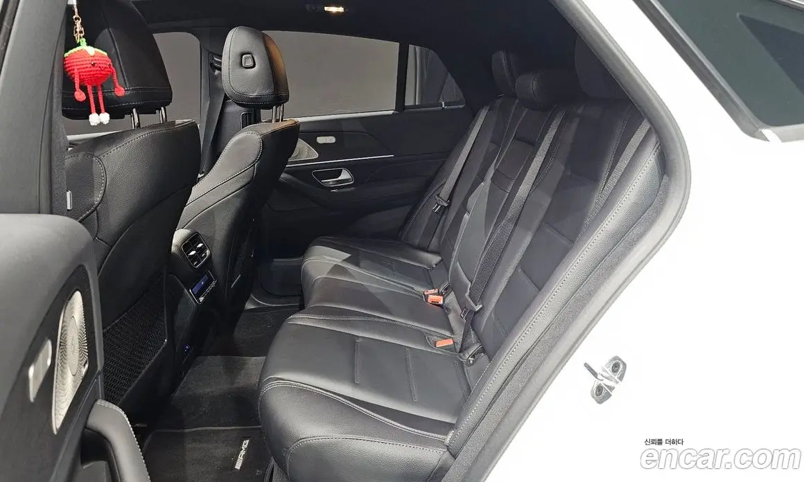 Mercedes-Benz GLE-Class 2025 3.0 автомат (гидро), фото 12 Mercedes-Benz GLE-Class 2025 3.0 автомат (гидро), фото 12