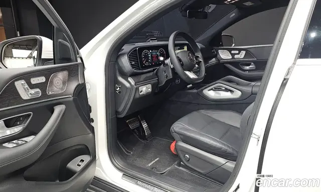 Mercedes-Benz GLE-Class 2025 3.0 автомат (гидро), миниатюра 10 Mercedes-Benz GLE-Class 2025 3.0 автомат (гидро), миниатюра 10