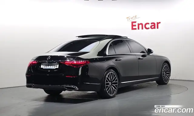 Mercedes-Benz S-Class 2023 4.0 автомат (гидро), миниатюра 2