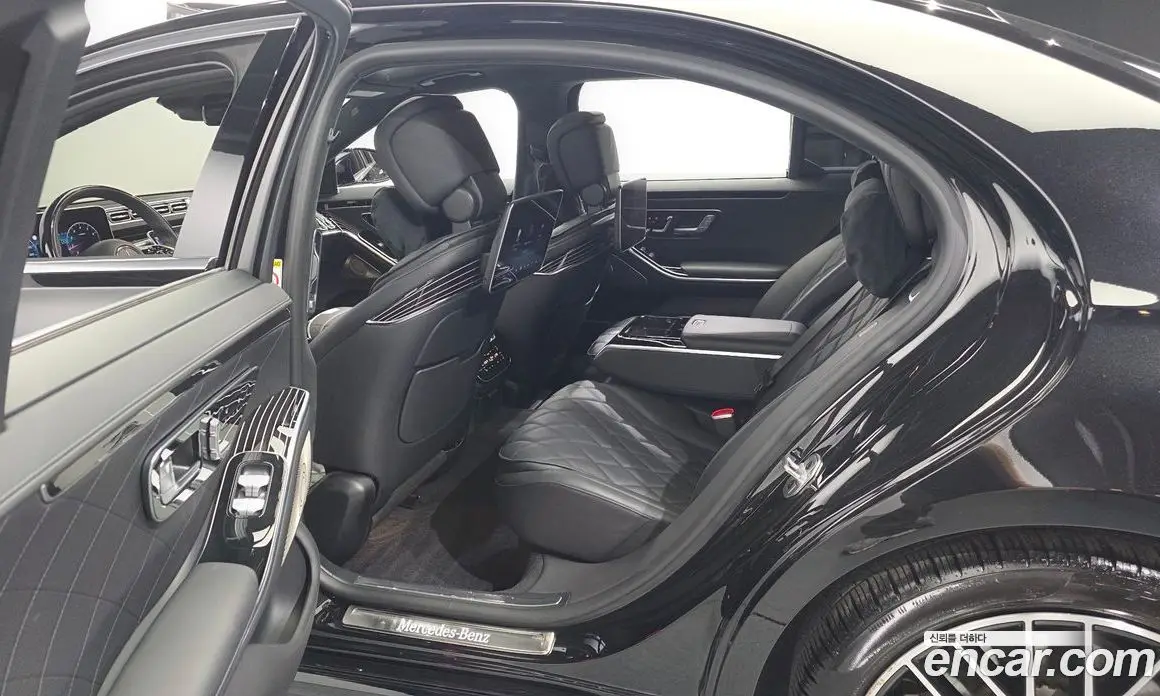 Mercedes-Benz S-Class 2023 4.0 автомат (гидро), фото 17