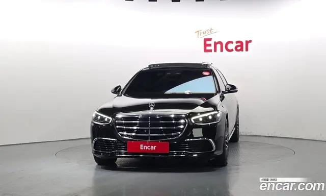 Mercedes-Benz S-Class 2023 4.0 автомат (гидро), миниатюра 3