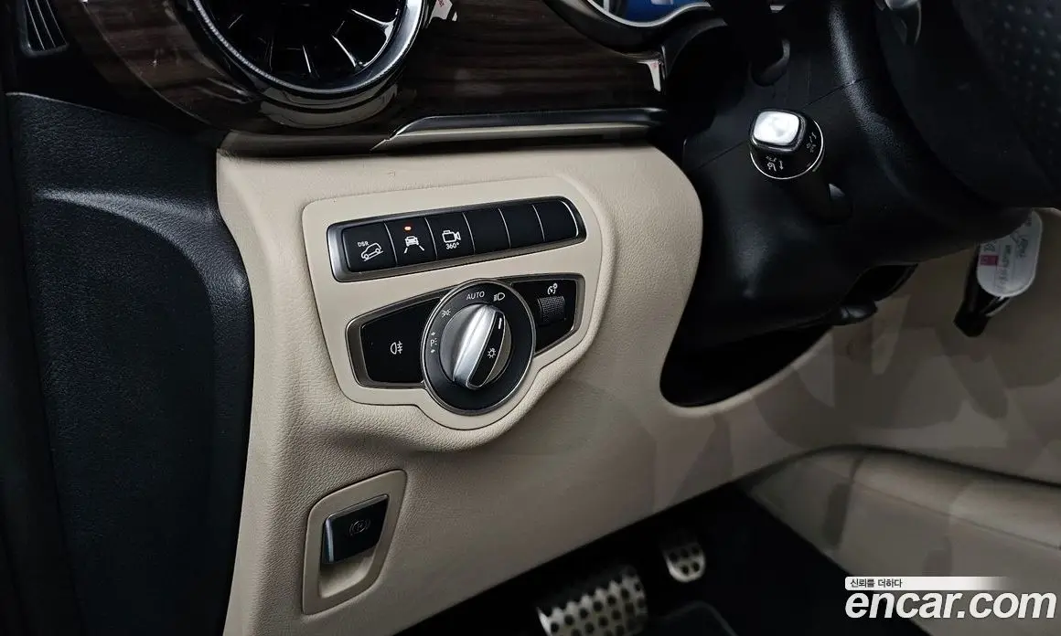 Mercedes-Benz V-Class 2023 1.9 автомат (гидро), фото 27