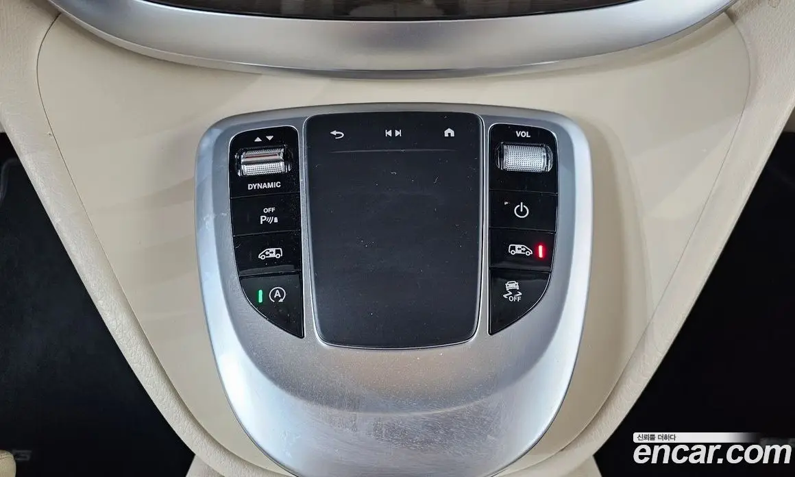 Mercedes-Benz V-Class 2023 1.9 автомат (гидро), фото 31