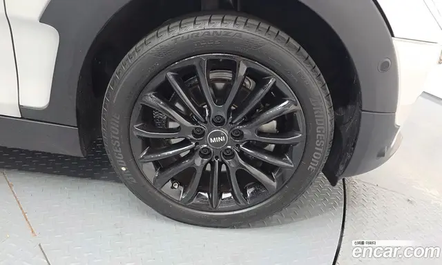 Mini Clubman 2023 1.5 автомат (гидро), миниатюра 6 Mini Clubman 2023 1.5 автомат (гидро), миниатюра 6