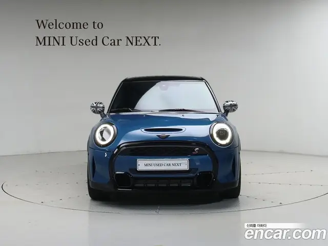 Mini Cooper 2023 2.0 автомат (гидро), миниатюра 2 Mini Cooper 2023 2.0 автомат (гидро), миниатюра 2
