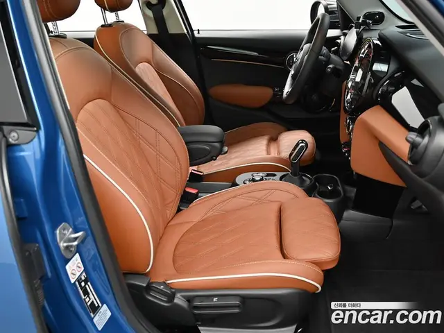 Mini Cooper 2023 2.0 автомат (гидро), миниатюра 10 Mini Cooper 2023 2.0 автомат (гидро), миниатюра 10