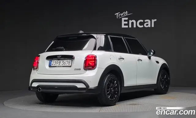 Mini Cooper 2023 1.5 автомат (гидро), миниатюра 2